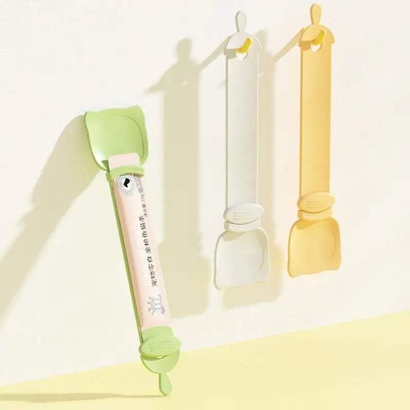 Cat Strip Squeeze Spoon