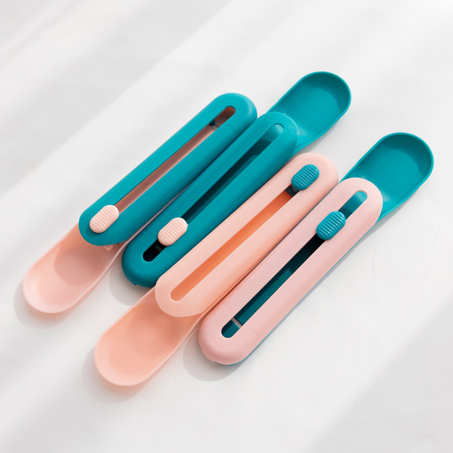 Cat Treat Spoon Feeder