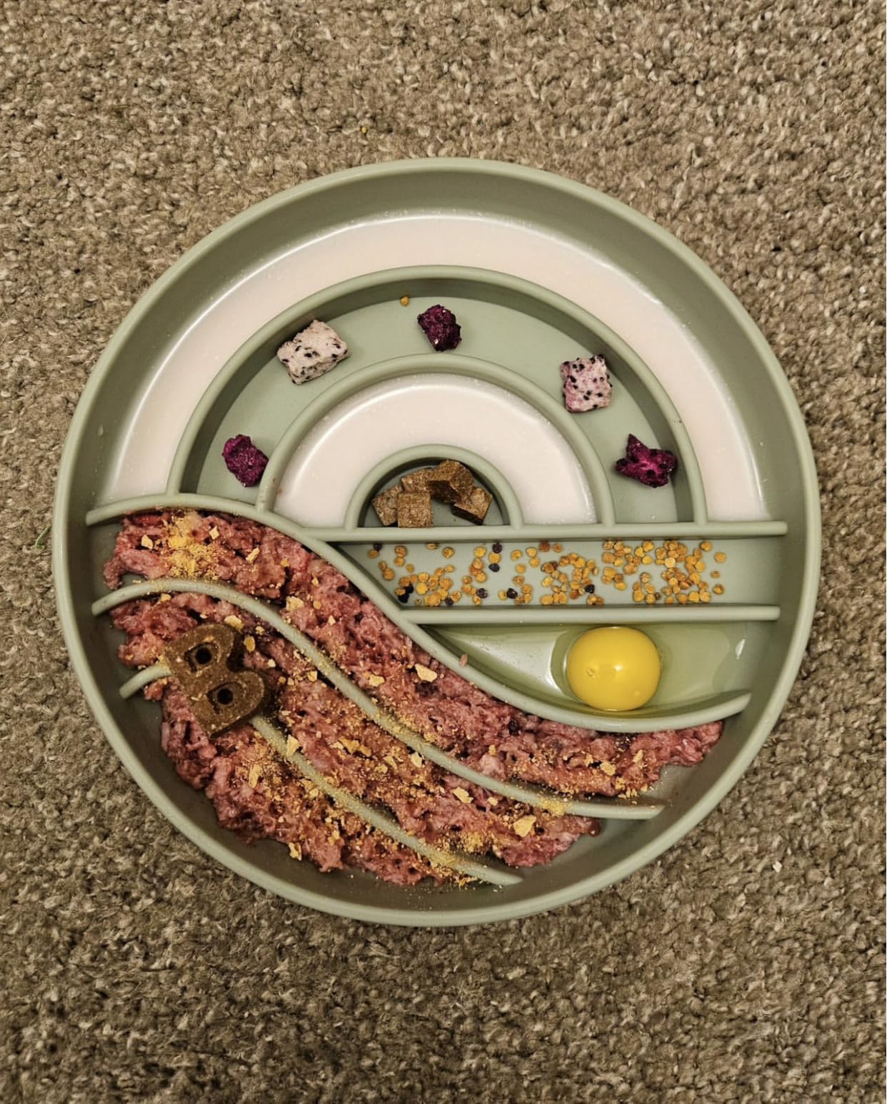 Silicone Puppy Cat Food Bowl with Anti-Slip Suction Cup