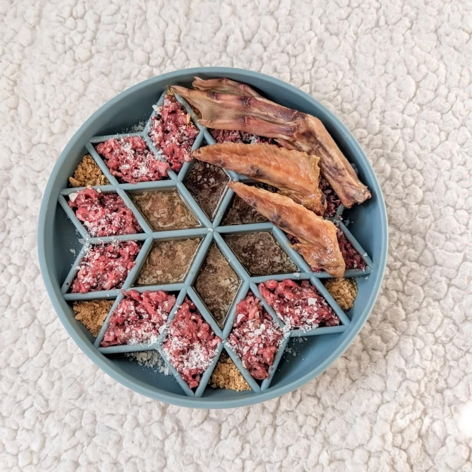 Silicone Puppy Cat Food Bowl with Anti-Slip Suction Cup